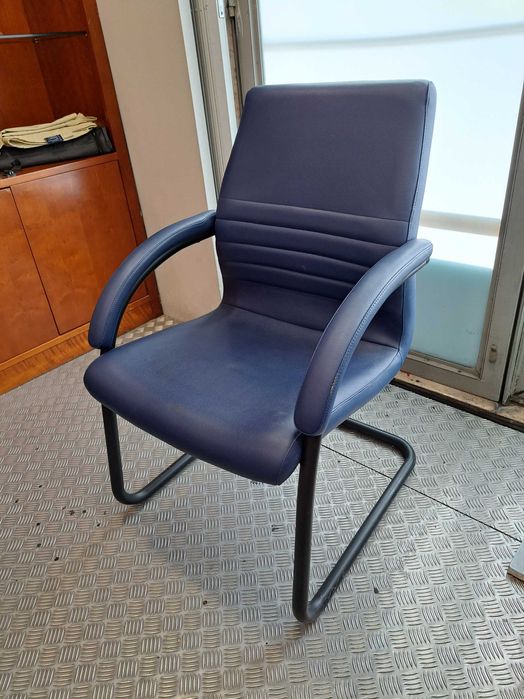 Cadeiras de Sala de Reunião