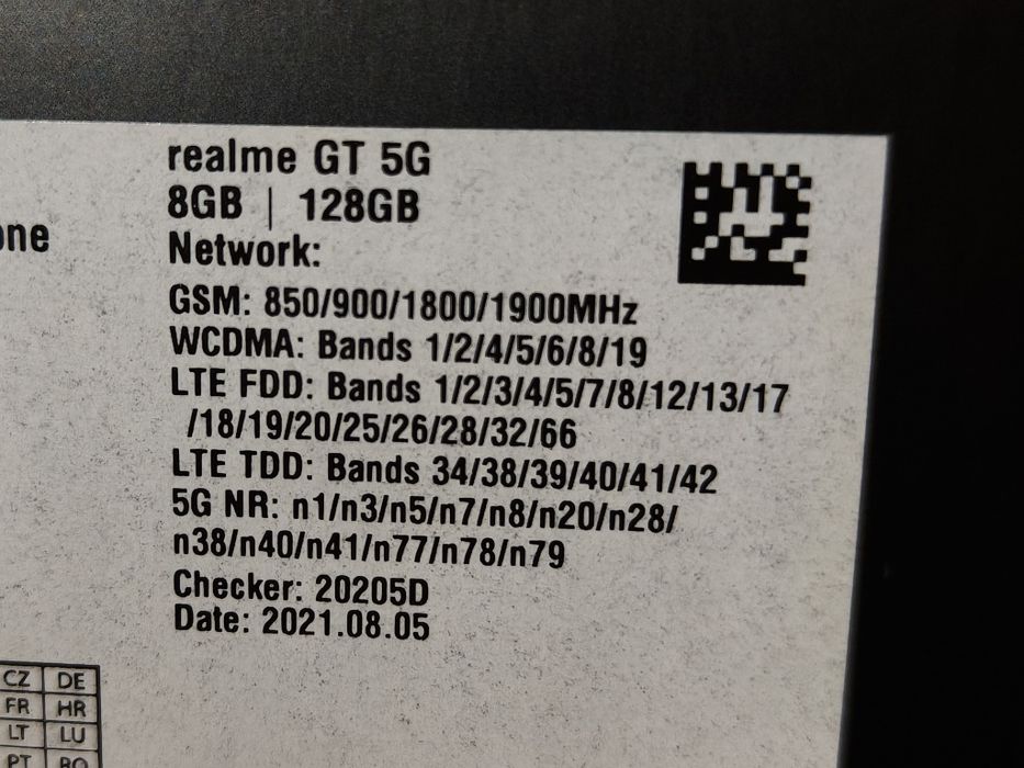 Realme GT 5G 128GB / 8GB RAM - Snapdragon 888