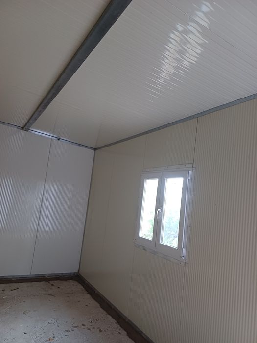Casa Modulara, Contentores