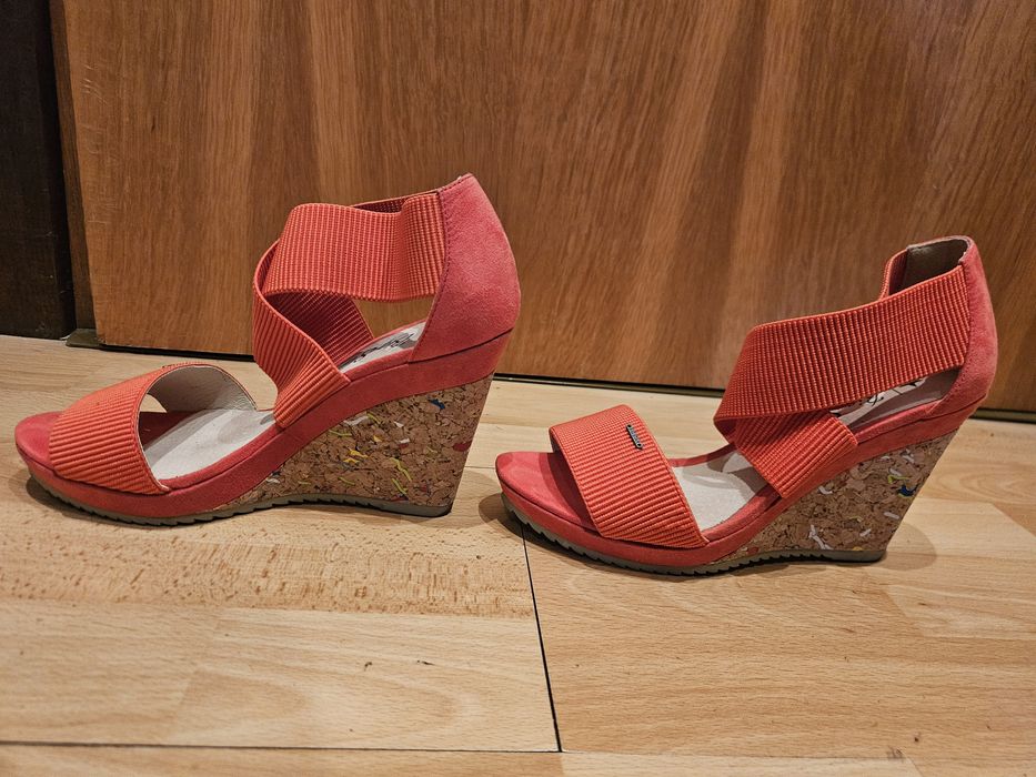 Sandały damskie na koturnie roz. 37