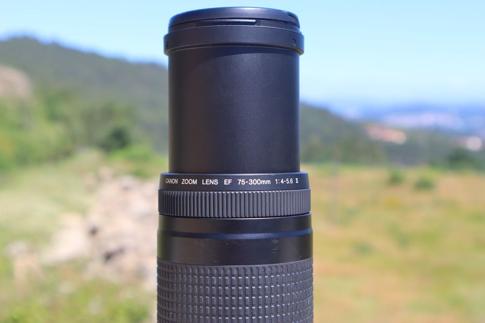 Canon EF 75-300mm F/4-5.6 II