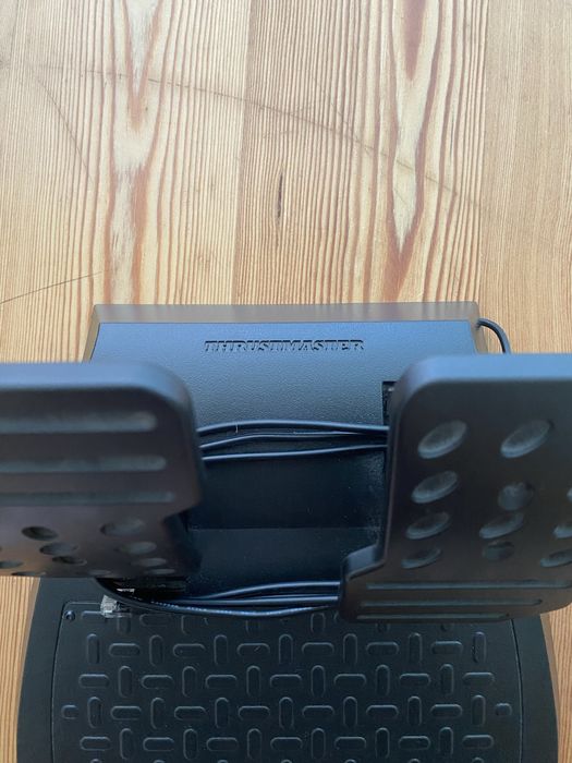 Volante Thrustmaster T98-P Ferrari
