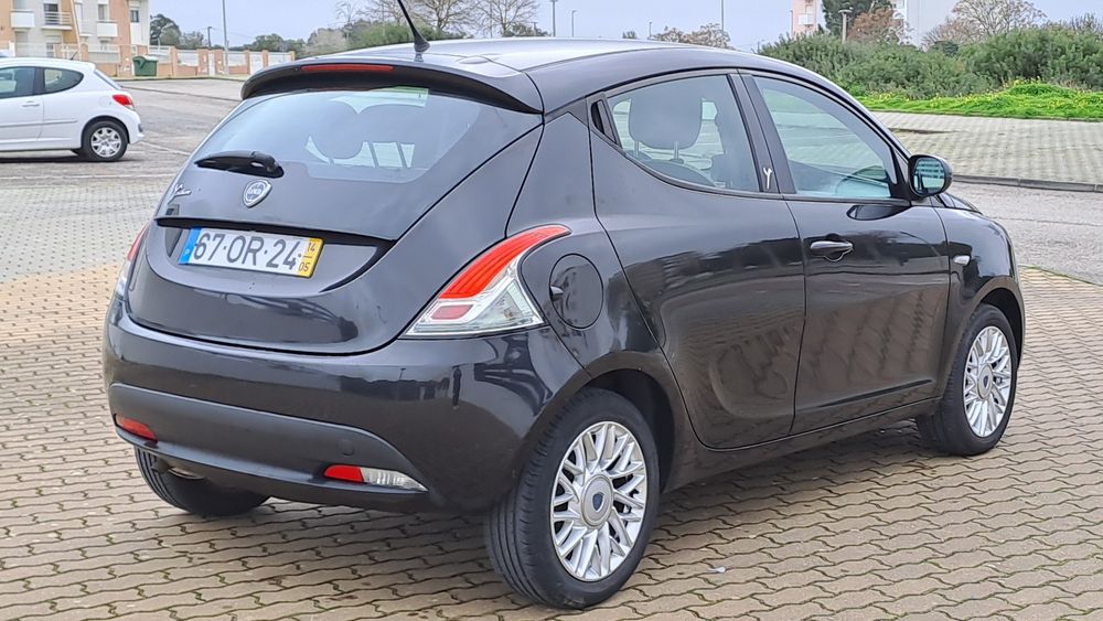 Lancia Ypslon 2014 com 139.000kms