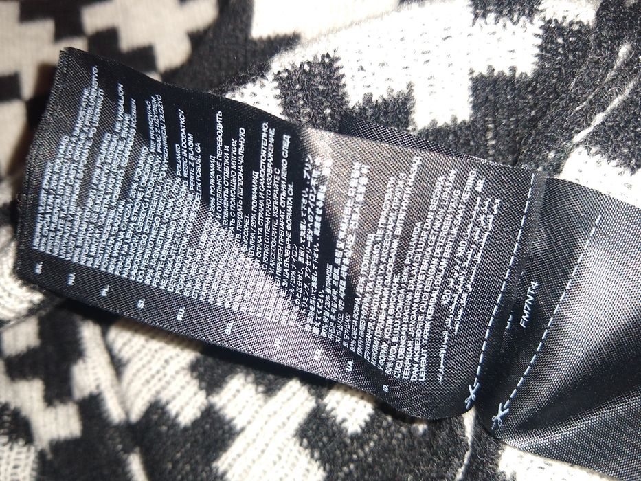 RAW Elegancki sweter damski 80% wełna 20% poliamid, Rozmiar XS/S