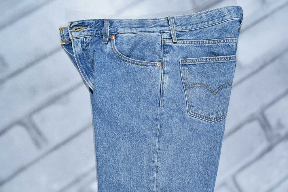 Damskie spodnie jeansy Levis Loose Straight r 29/29 p 82 cm