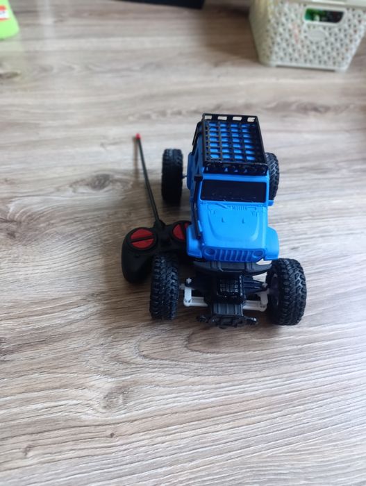 Jeep zdalnie sterowany