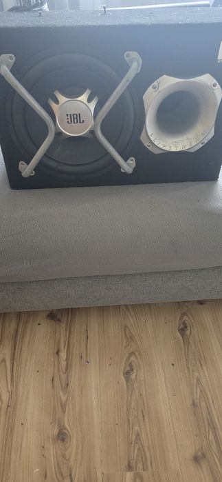 Skrzynia basowa JBL  1000W Nowa plus cały komplet