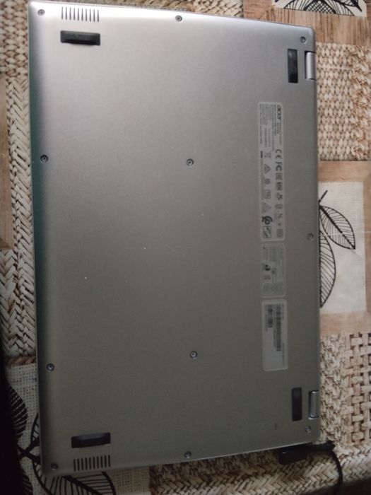 Sprzedam używany laptop Acer