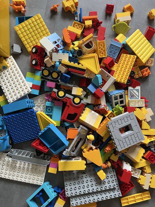 Фірмові іграшки ikea, lego dupla, play do
