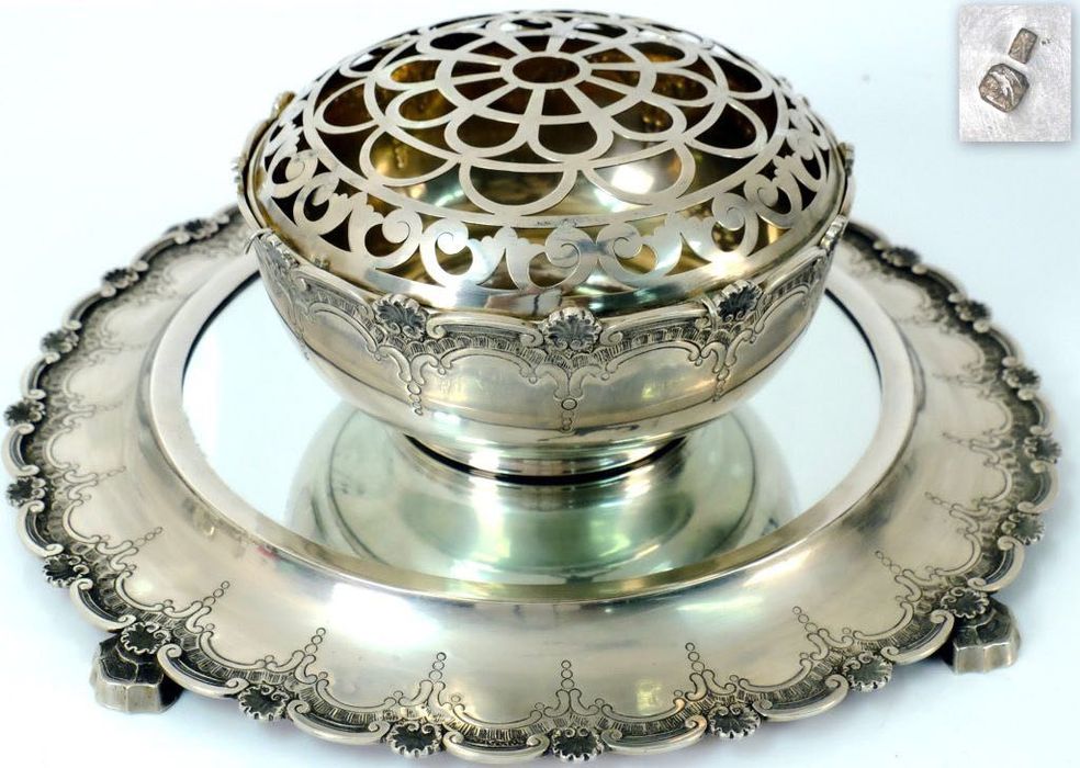 Taça de pé com tampa Art deco