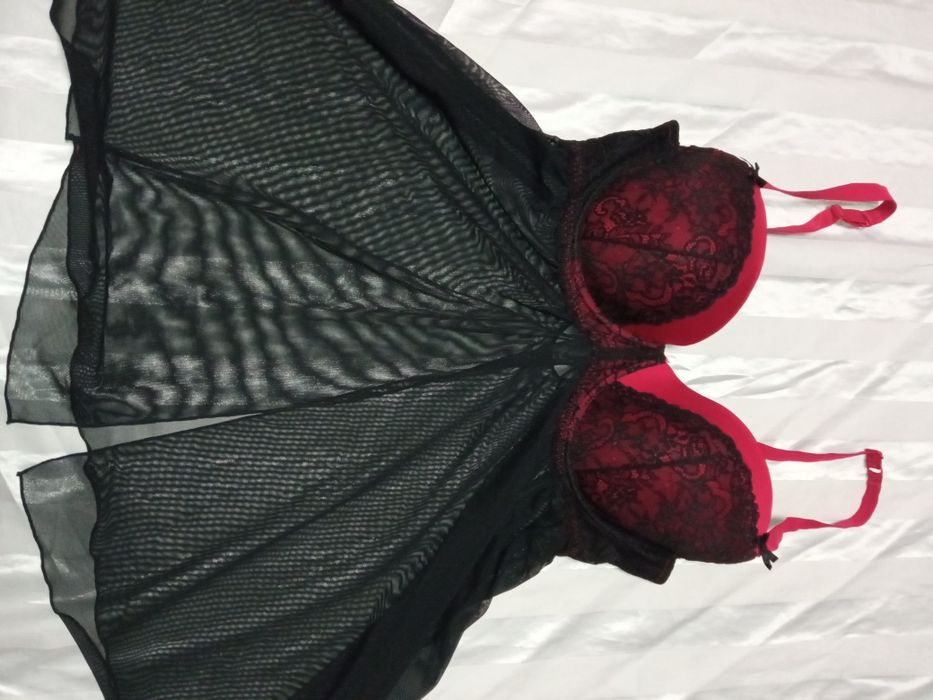 Пеньюар The Lingerie (C&A) с плотной чашкой.