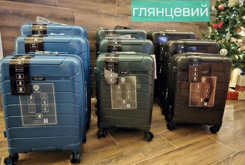 Чемодан полипропилен размер L