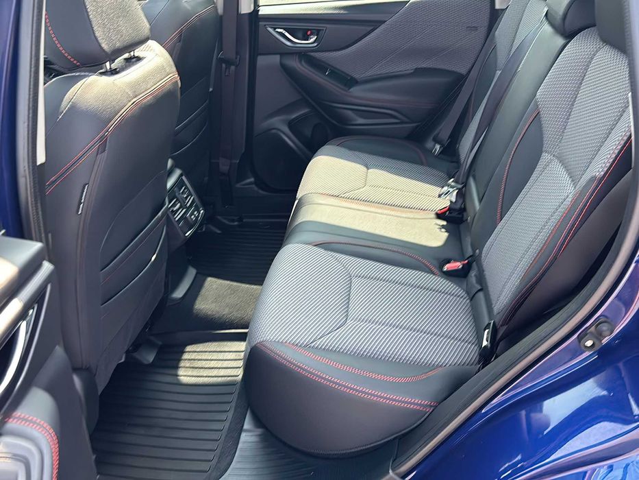 Subaru Forester      2022