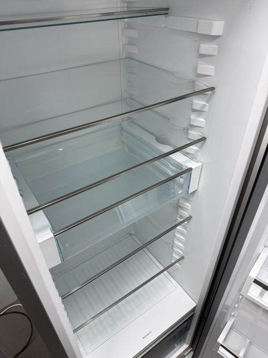 Холодильник морозильна камера Liebherr SRBsrc5220