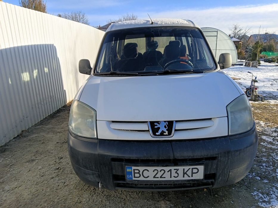 Пежо партнер пасажир 2,0 дізель