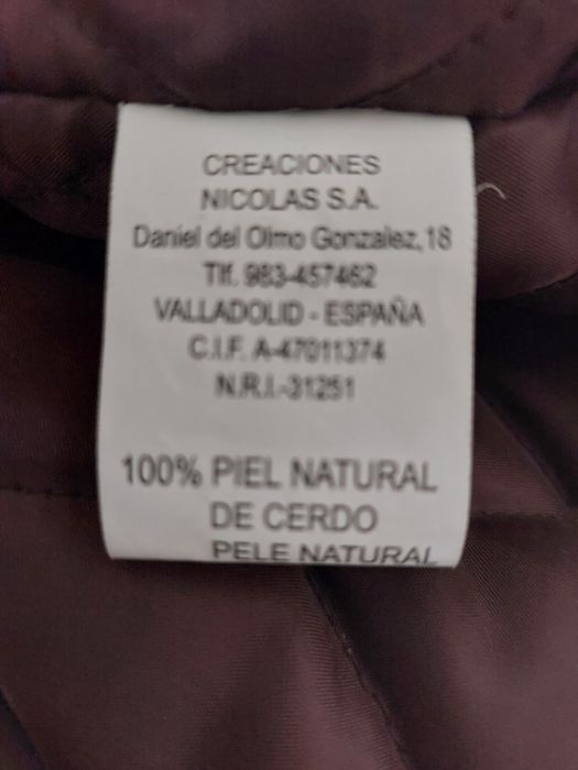 Blusão 100% pele verdadeira, forrado, sem uso, Tamanho 48