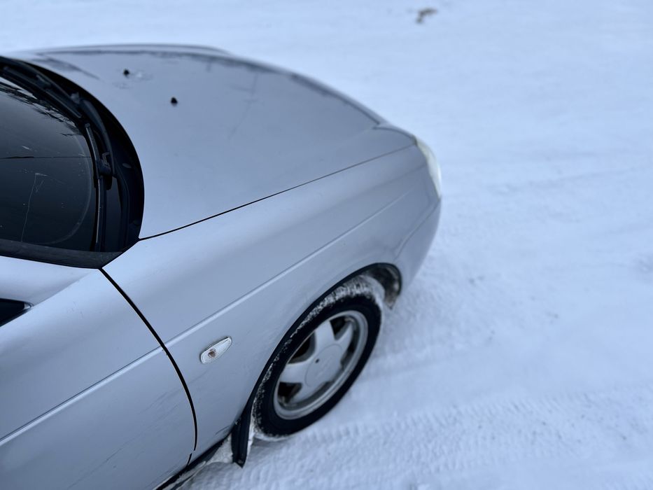 Продам приору 4-газ