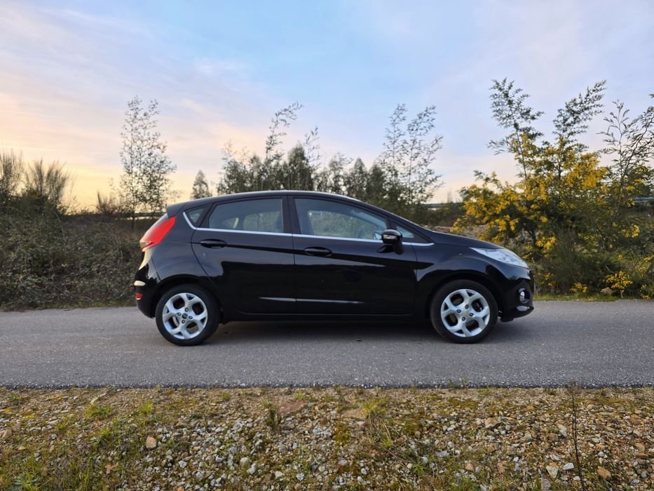 Ford Fiesta 1.25 82cv Nacional