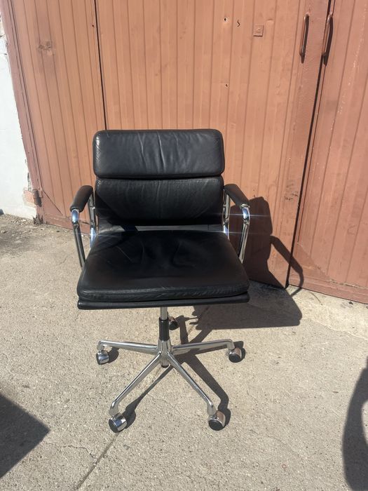 Fotel biurowy Vitra ea  217