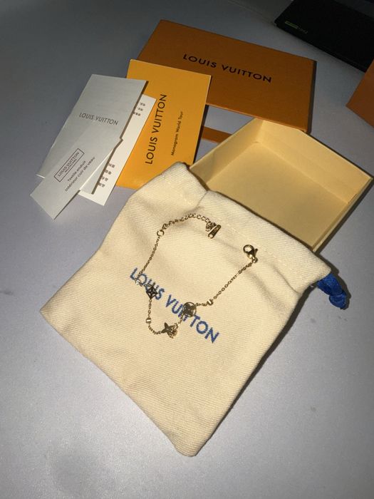 Pulseira Louis Vuitton Monogram World Tour Dourada