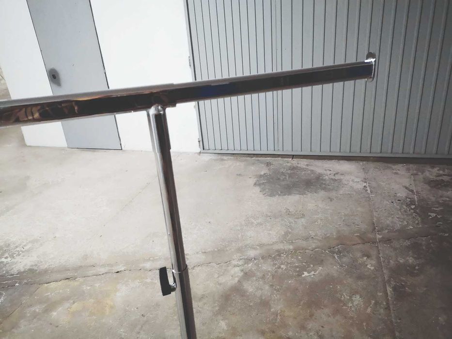 Charriot, porta cabides, expositor roupa