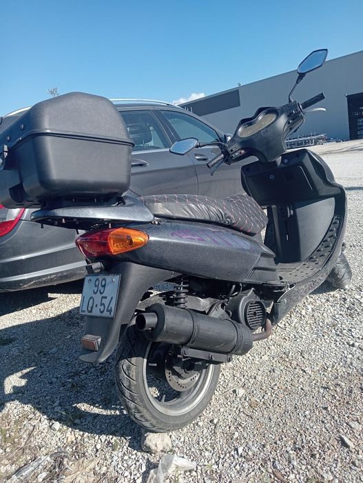 Scooter modelo 125cc ano 2011