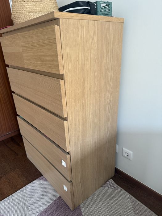 Cómoda IKEA MALM em madeira - Quase Nova - 6 gavetas