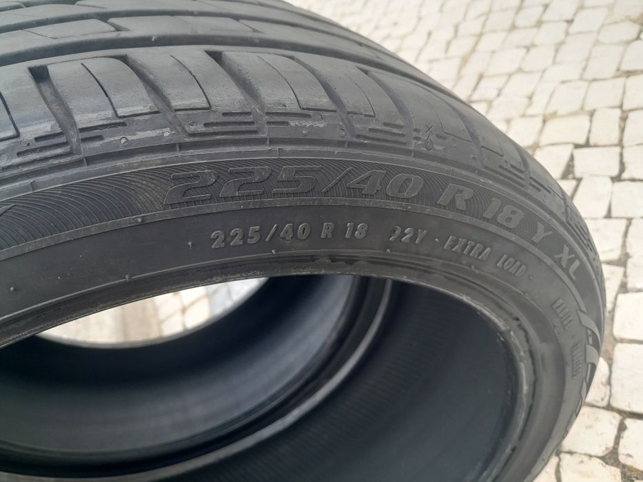 Pneus 225/ 40 /18 Mabor
