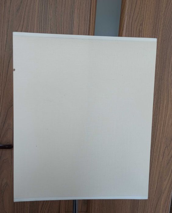 Lampa podłogowa wysoka