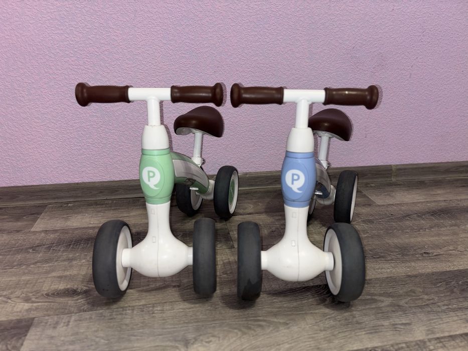 Беговел. Біговел чотирьохколесний