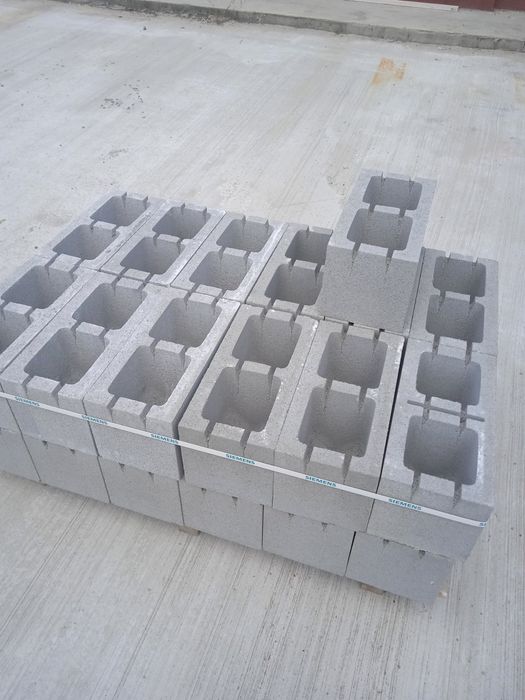 Шлакоблок,,кільця,,незнімна опалубка . блоки фунд..