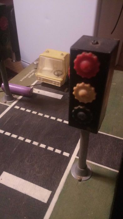 Игра-макет машинки на дороге с светофором ссср 60-х годов