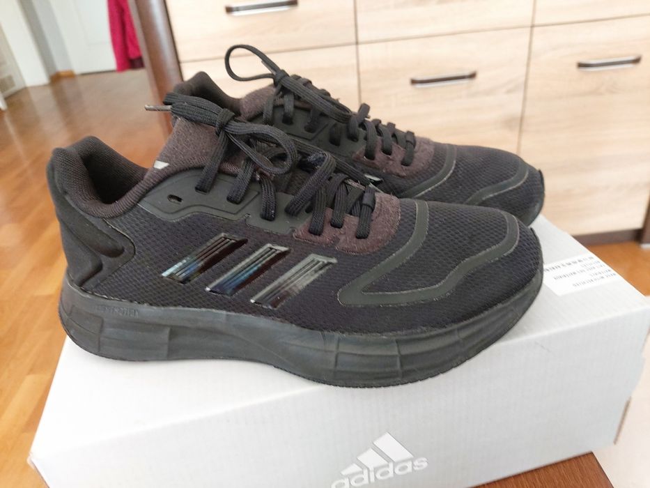 Adidas Duramo 10 buty do biegania, rozm. 38