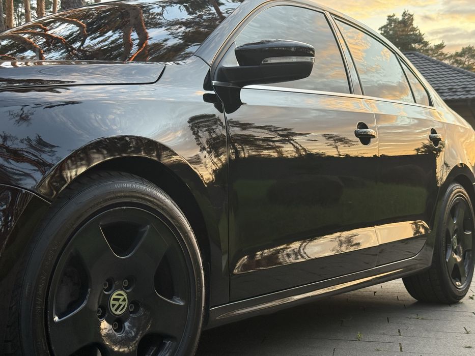 Volkswaggen Jetta 2013 газ-бензин