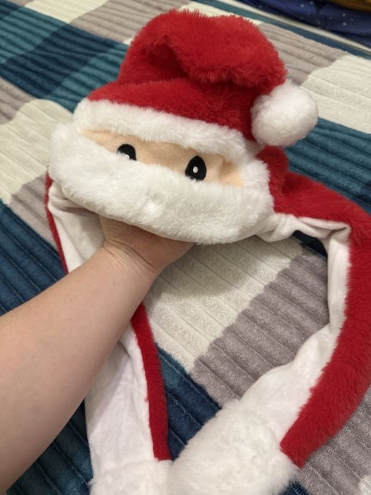 Шапка новорічна Koopman Санта рухлива 66 см