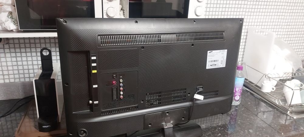 Smartv Samsung 32 Polegadas Com Avaria na Imagem faço entrega domicíli