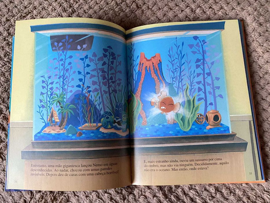 Livro à Procura de Nemo (Os Clássicos da Disney)