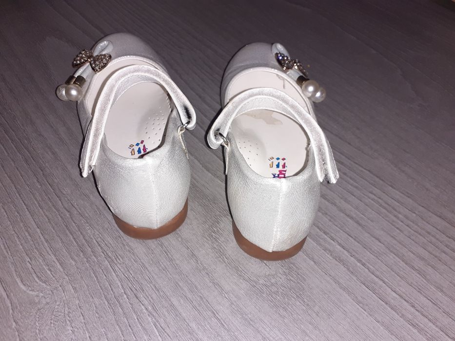 Туфлі для дівчинки розмір 28