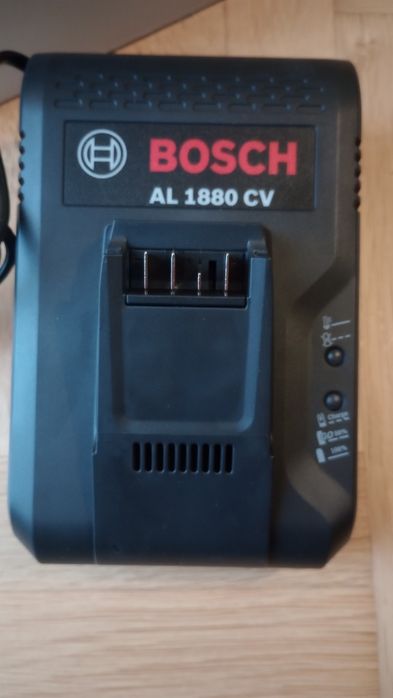 Ładowarka szybka Bosch AL 1880 CV