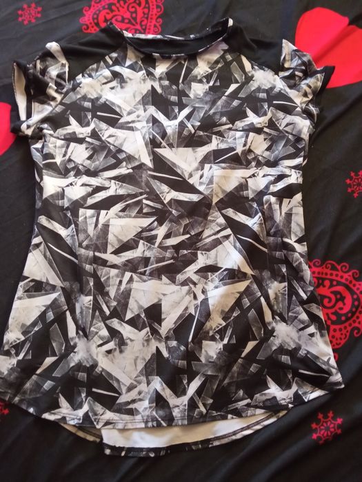 fajna koszulka kształty