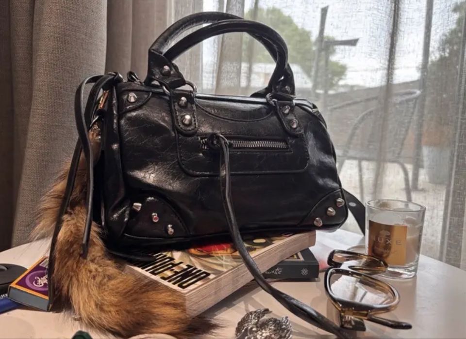 сумка в стиле Balenciaga City