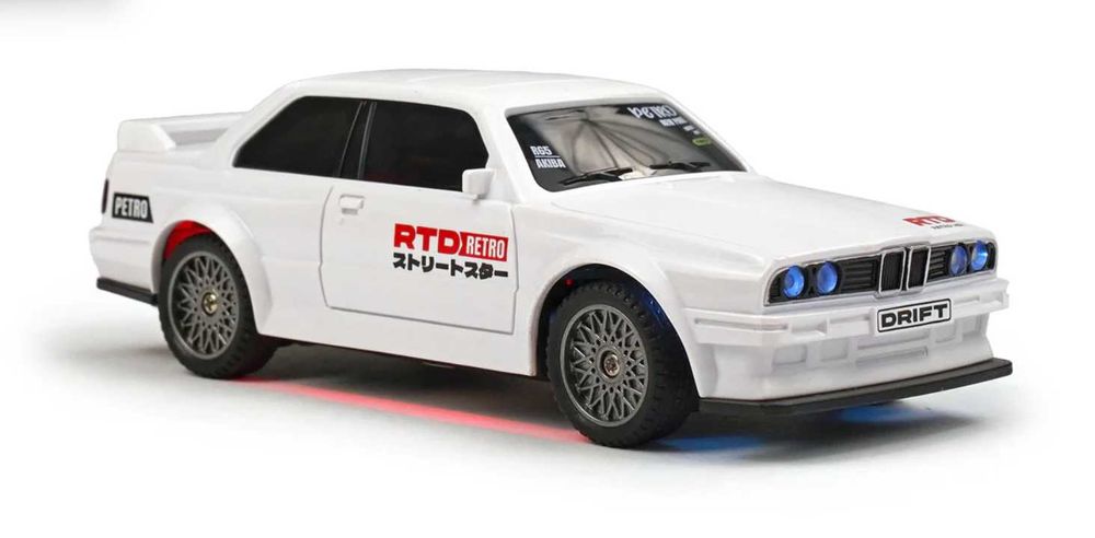 Дрифт машинка на радіокеруванні BMW M3 E30 Mini Drift 1:43 4WD до 15 км/год LED-підсвітка USB-зарядка комплект для дрифту
