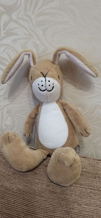 М'яка іграшка для малюків Брязкальце "Зайчик" Guess