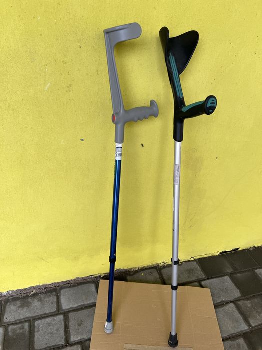 Продам милиці підлокітні.