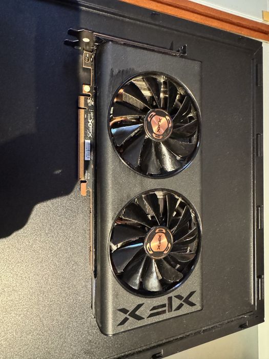 XFX Radeon RX 5500 XT 8gb