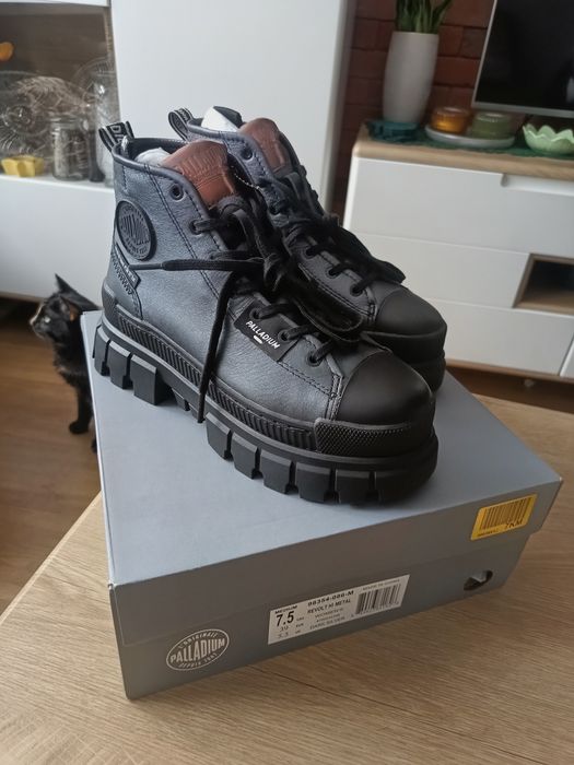 Skórzane Palladium Revolt Hi Metal r 39