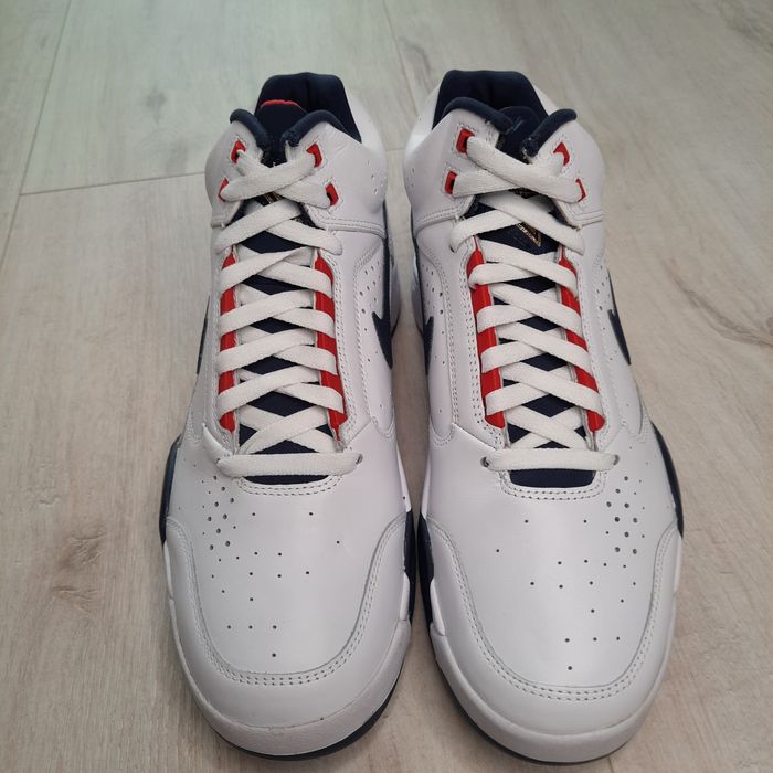 Оригінальні чоловічі кросівки NIKE AIR FLIGHT LITE MID WHITE DJ2518-10