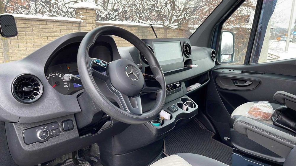 Мультимедіа Mercedes Benz Sprinter 907 магнітола автомагнітола
