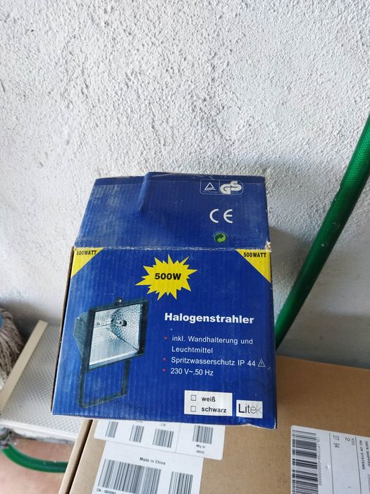 Projetor focus foco focos 4 unidades bom para construção obras garagem