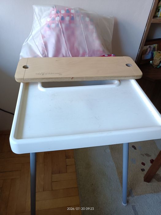 Staleczek do karmienia IKEA